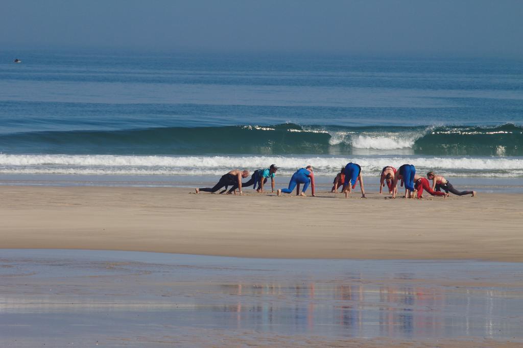 Oporto Surf Camp Hostel Esmoriz Ngoại thất bức ảnh